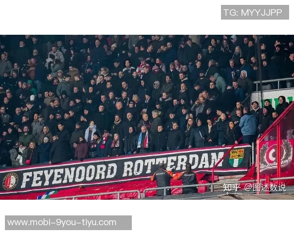 阿贾克斯与荷兰足协联合声明将严查烟花燃放者并实施相应处罚措施